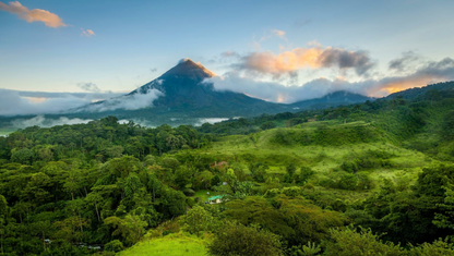 🇨🇷 Baddies x Costa Rica | 6-Day Volcano, Rainforest & Waterfall Adventure